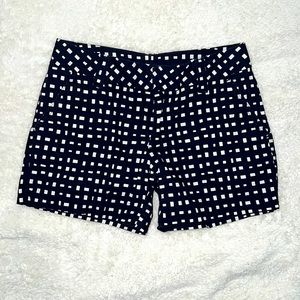 Tommy Hilfiger Shorts SZ 2
